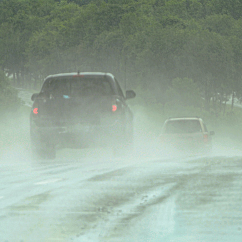 What To Do When Your Vehicle Begins to Hydroplane NJM
